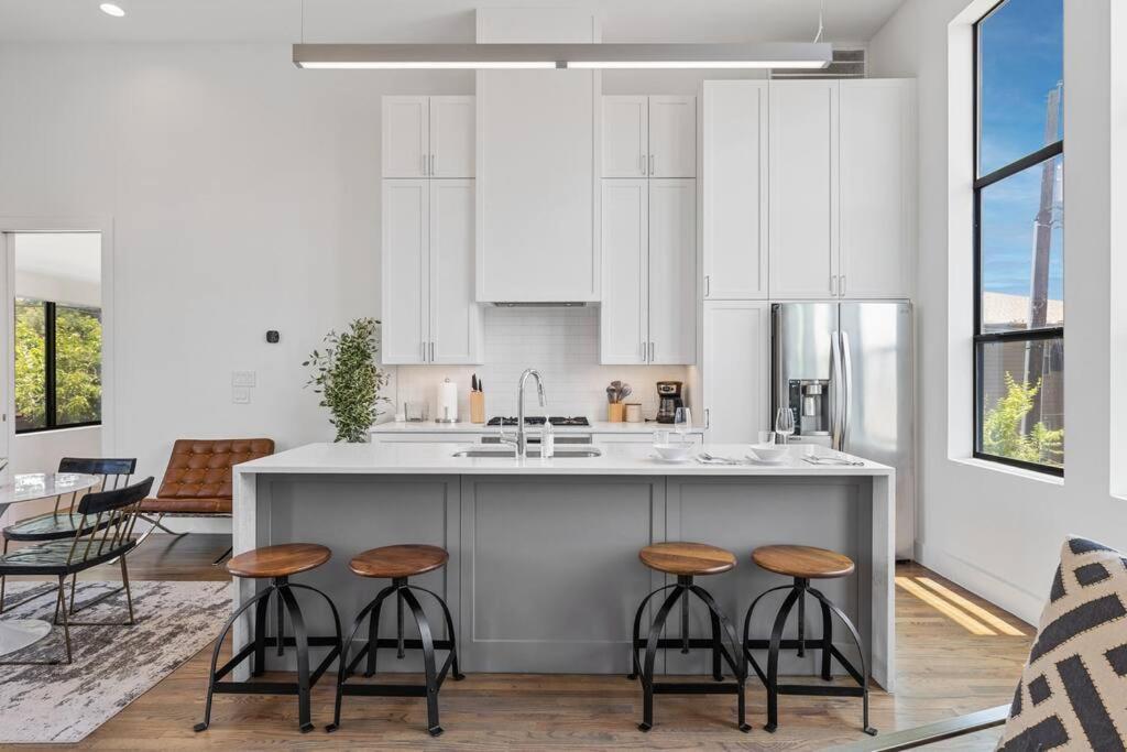 Beautiful Perfectly Located Luxury 2 Bed Townhome Dallas Exterior photo